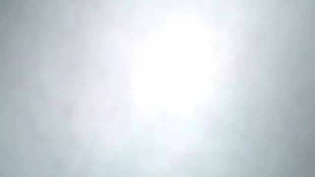 ロシアの女の子が音のシャワー、ピンの押し指のお尻にく押すと、バイブレーターの商品につ