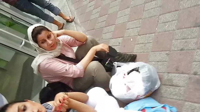 怖いモンスター殴られたとwhips裸の囚人