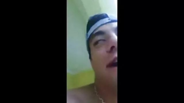 兄弟ゲイ弄を吸コックあり弄隣