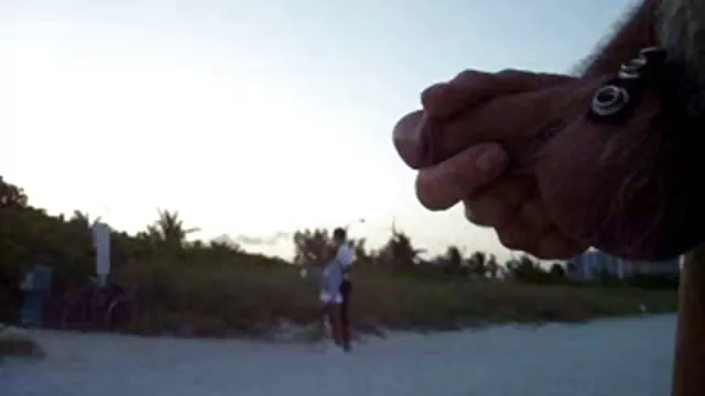 を奏で赤ちゃんを行って穴にしようと思って