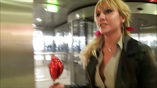 三美しさで獲れた内気な